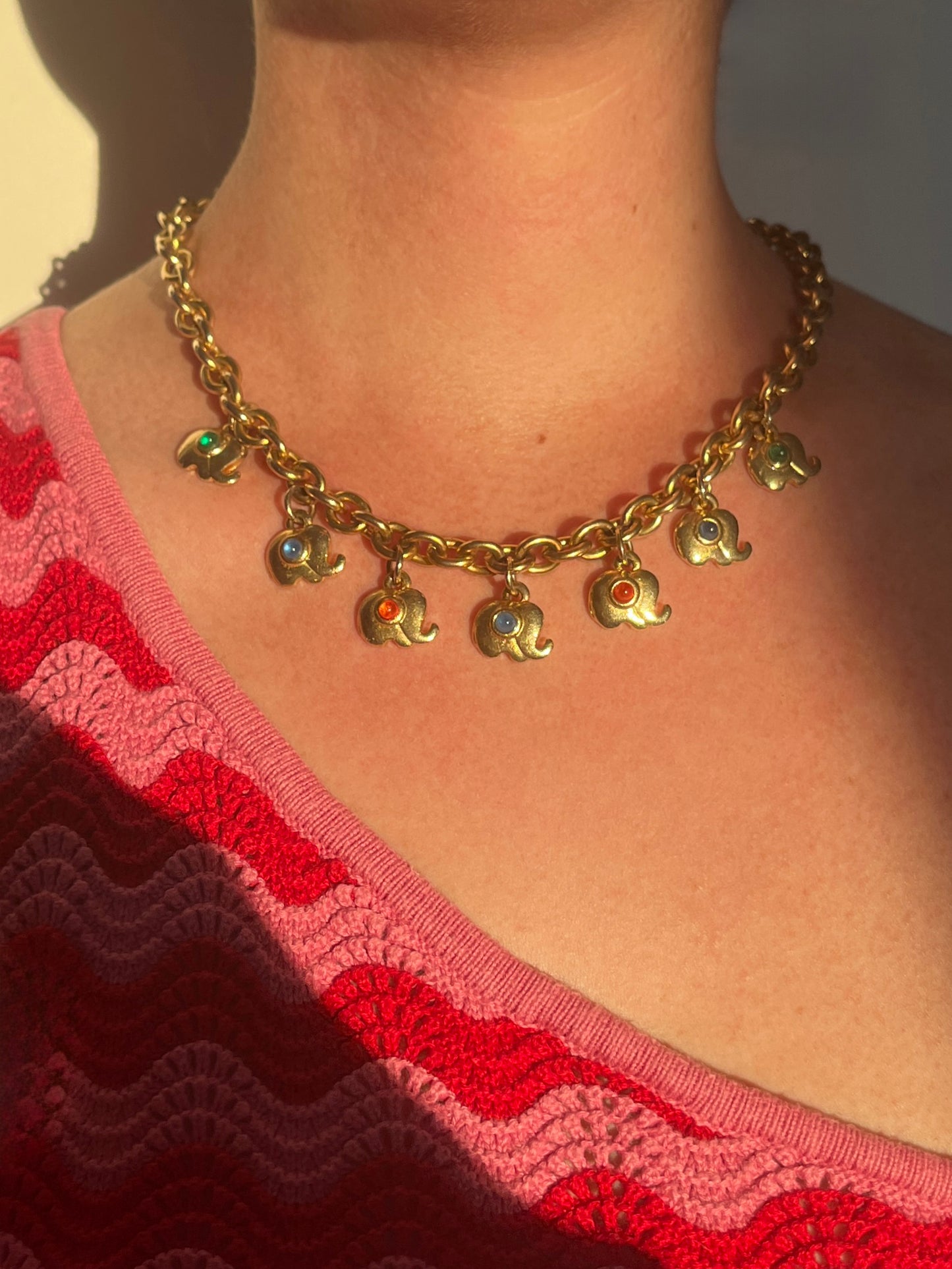 Collier à breloques éléphants
