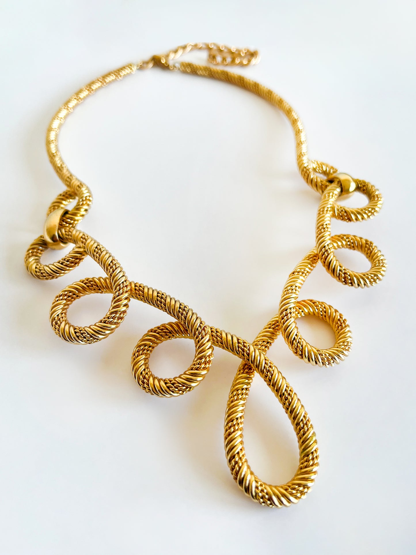 Ravissant collier Couture années 70 signé Grossé