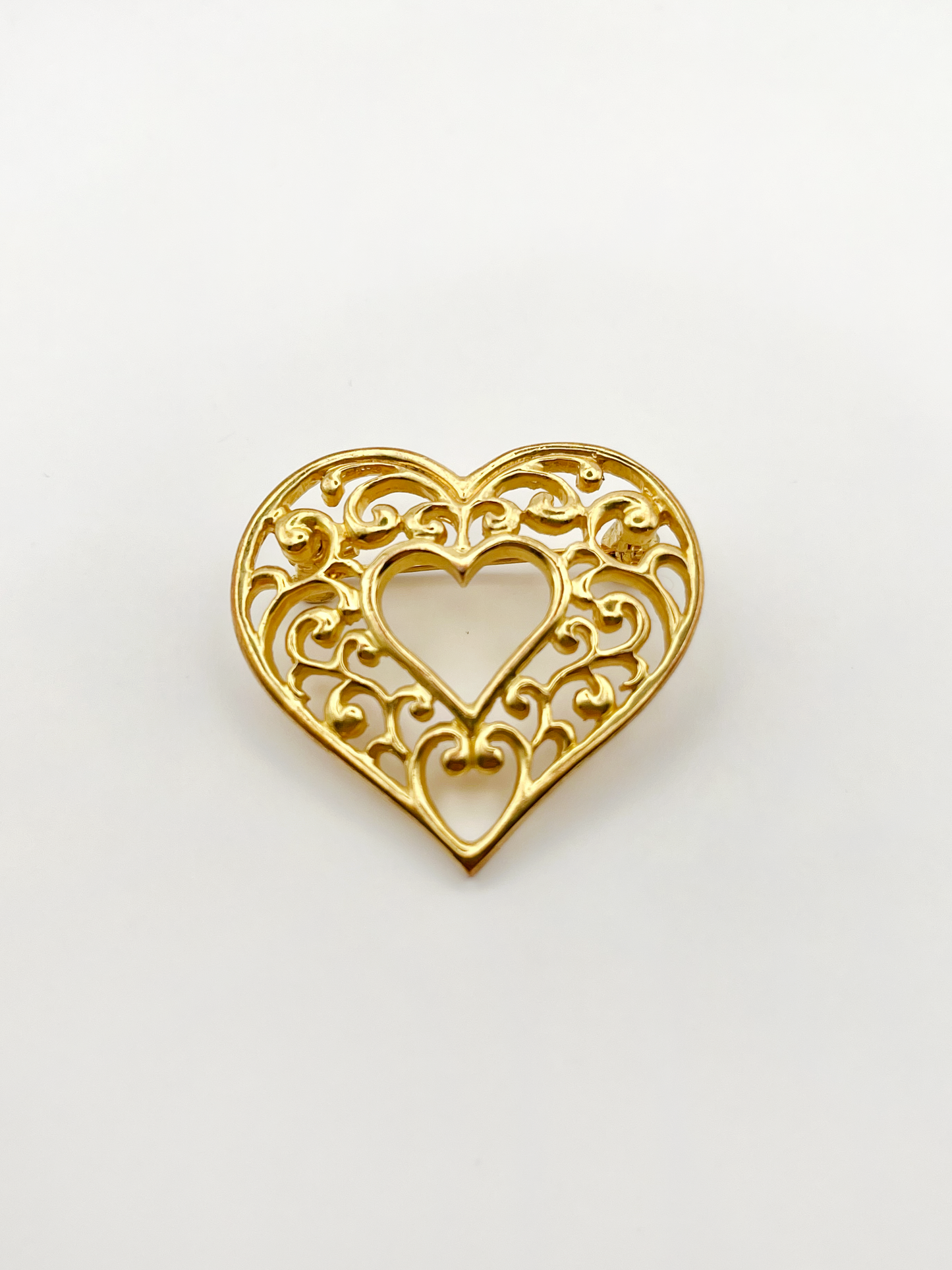 Broche coeur années 90