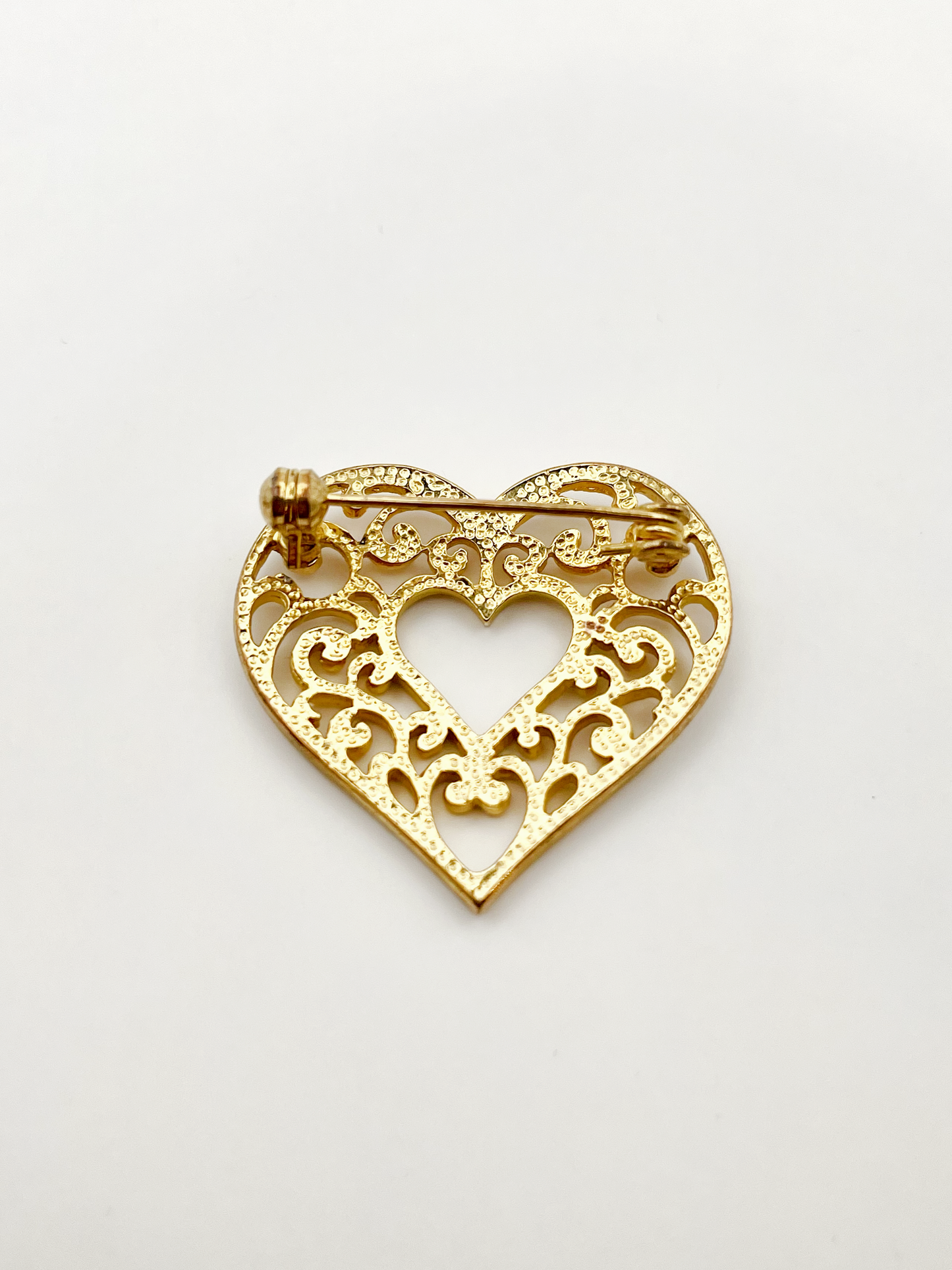 Broche coeur années 90