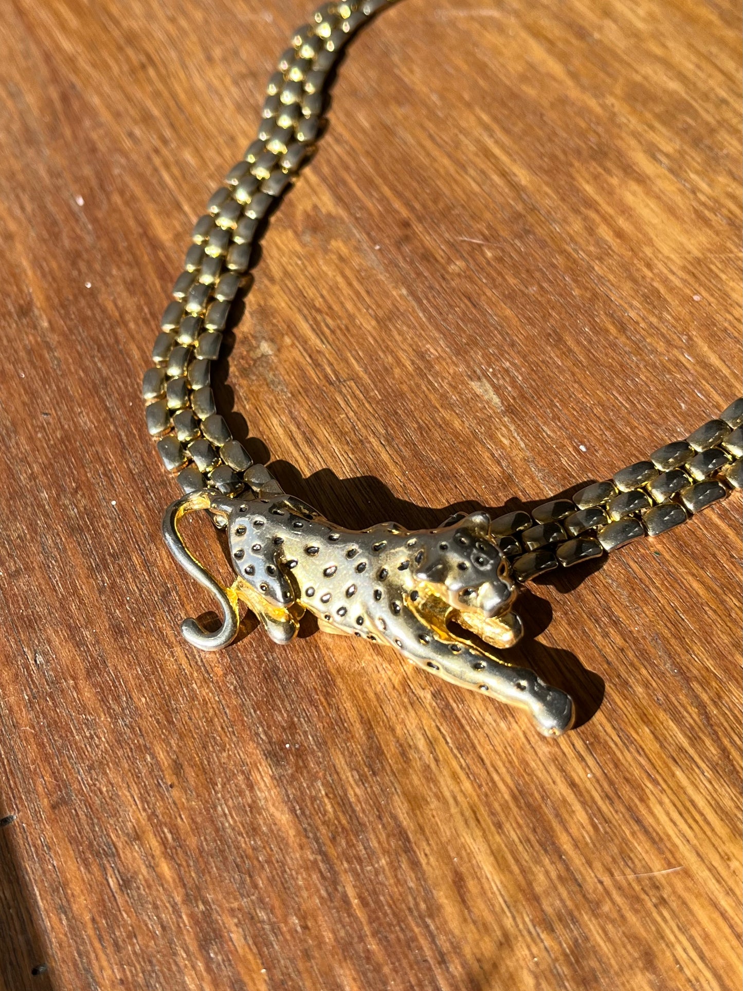 Collier panthère années 80