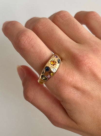 Bague dorée à strass soleil