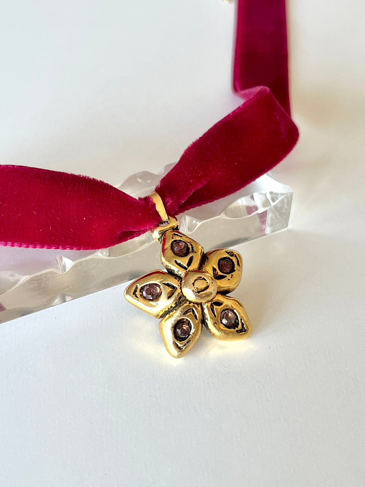 Collier velours pendentif Remy Dis