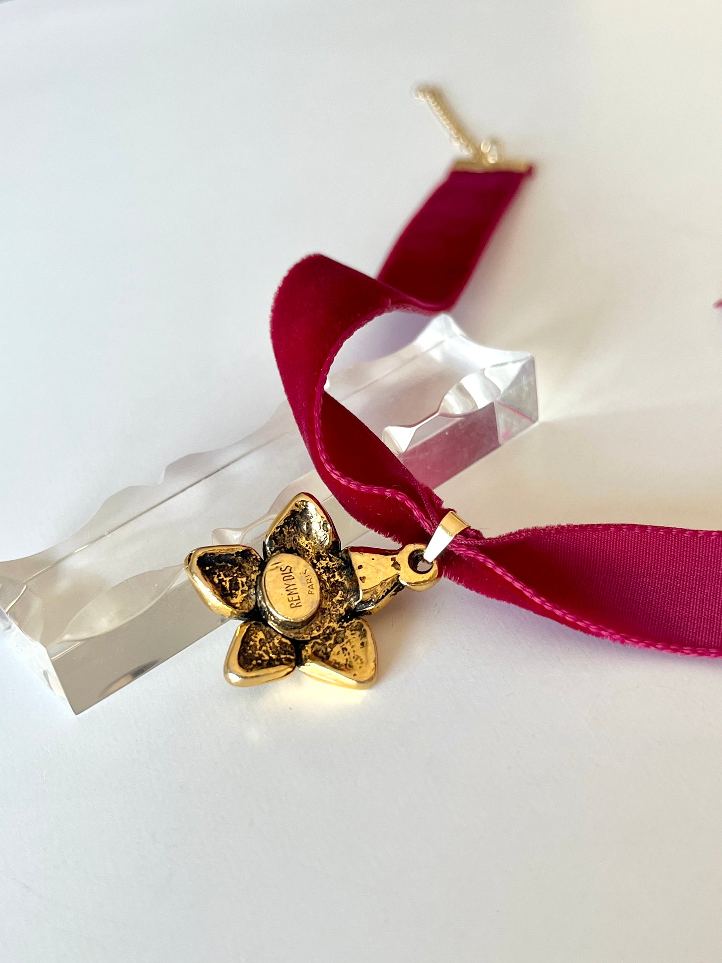 Collier velours pendentif Remy Dis