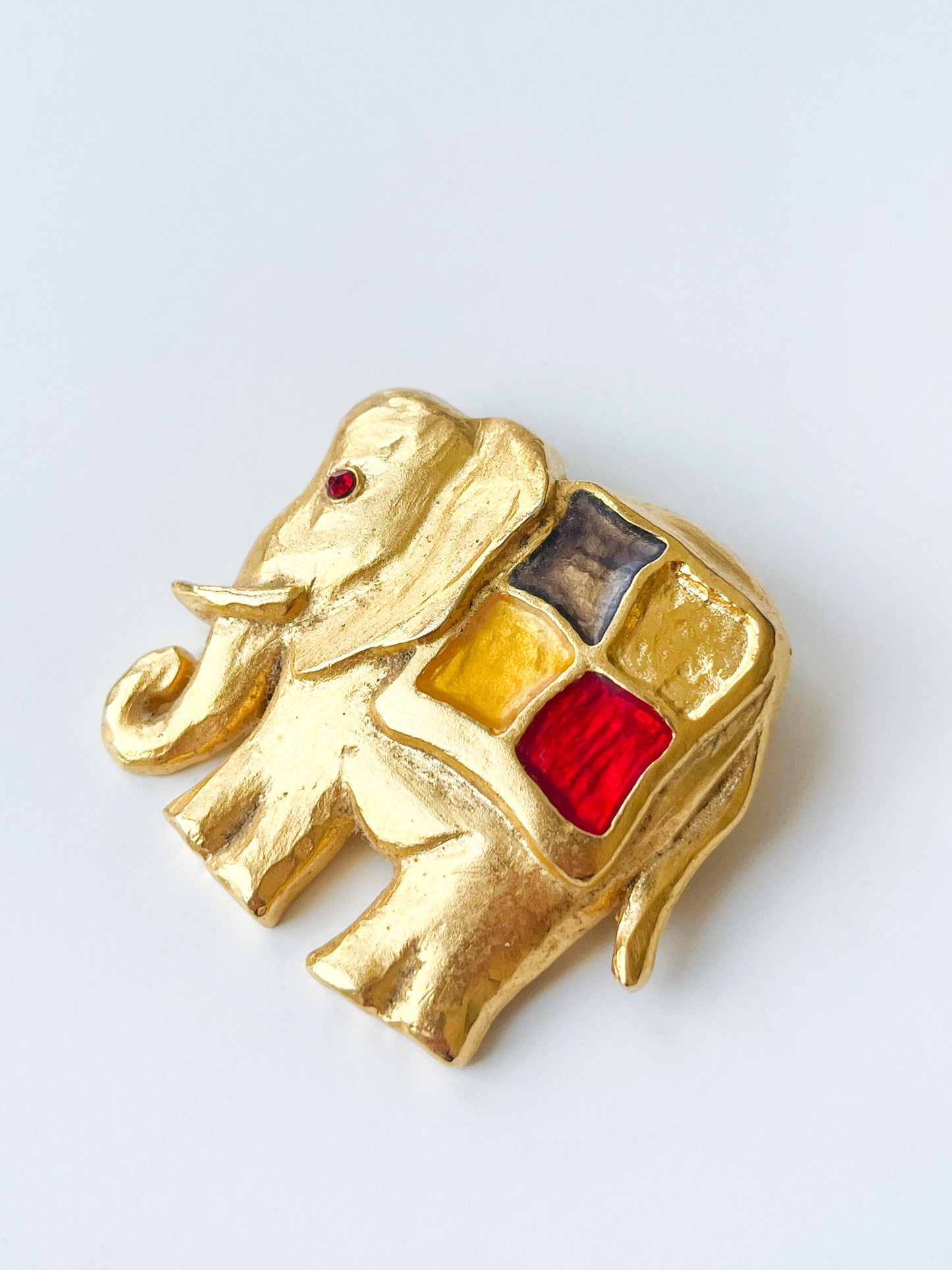Pendentif/broche éléphant Lancôme