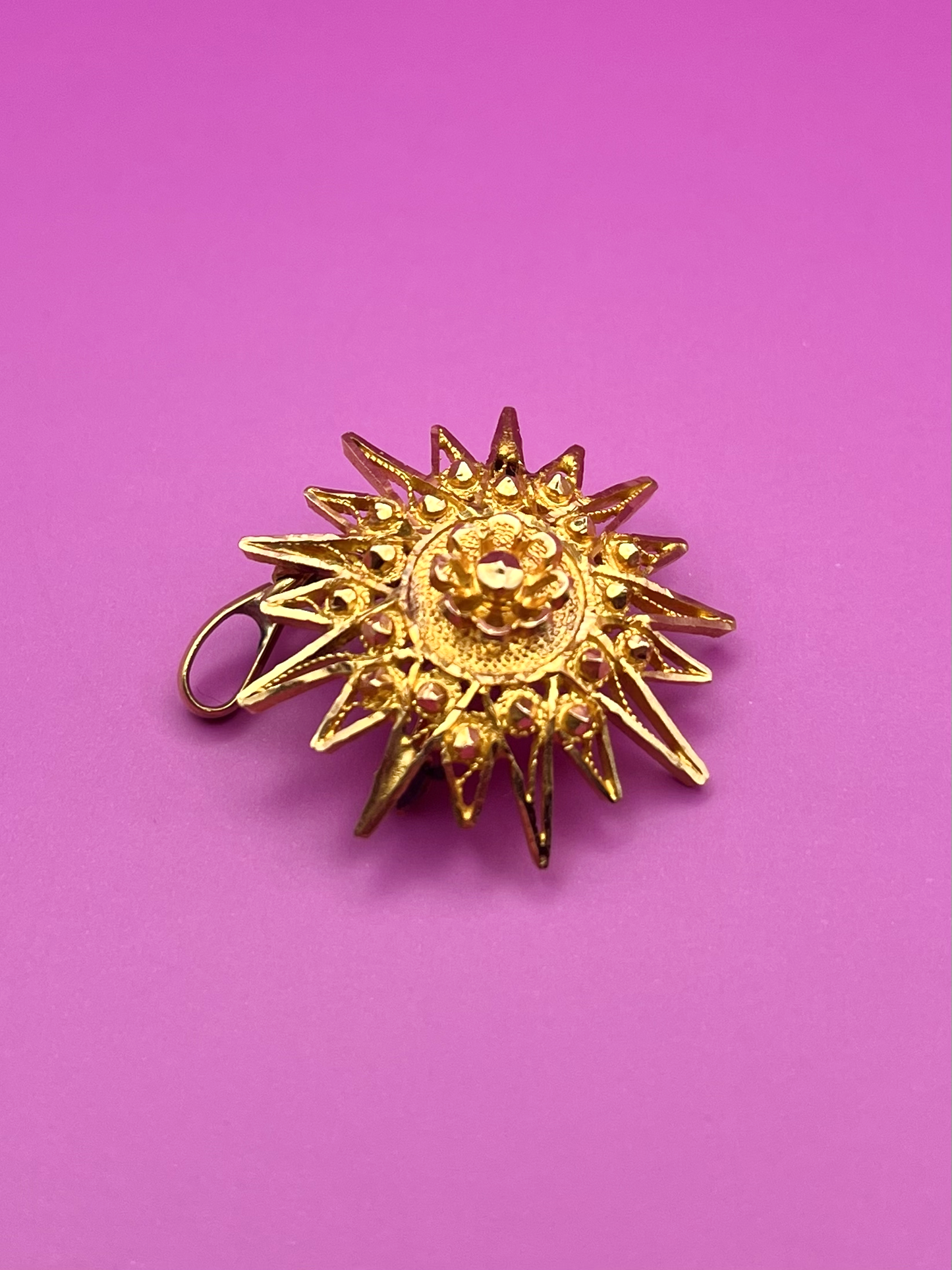 Sun pendant brooch