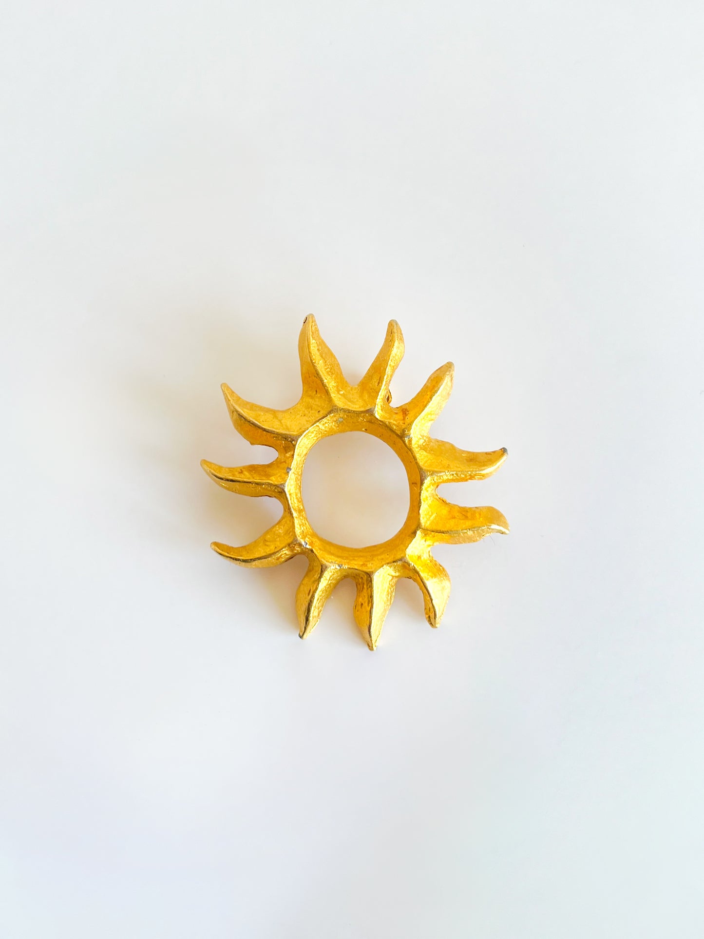 Broche/pendentif soleil Lancôme années 80