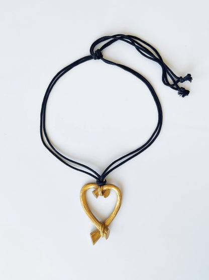 Collier Escada coeur années 90