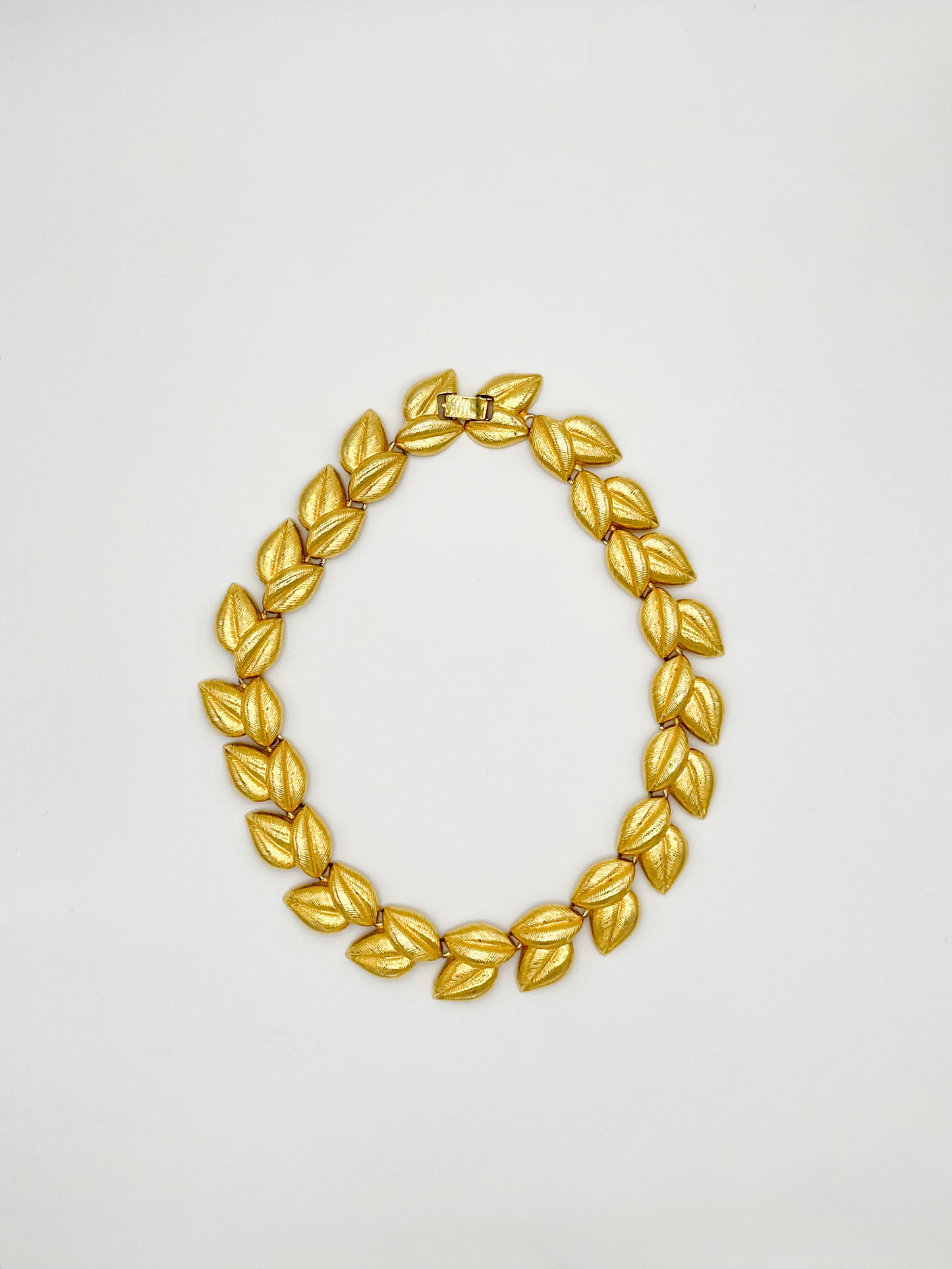 Collier à maillons feuilles